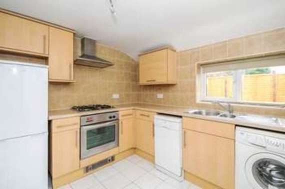 2 bedroom Detached t...